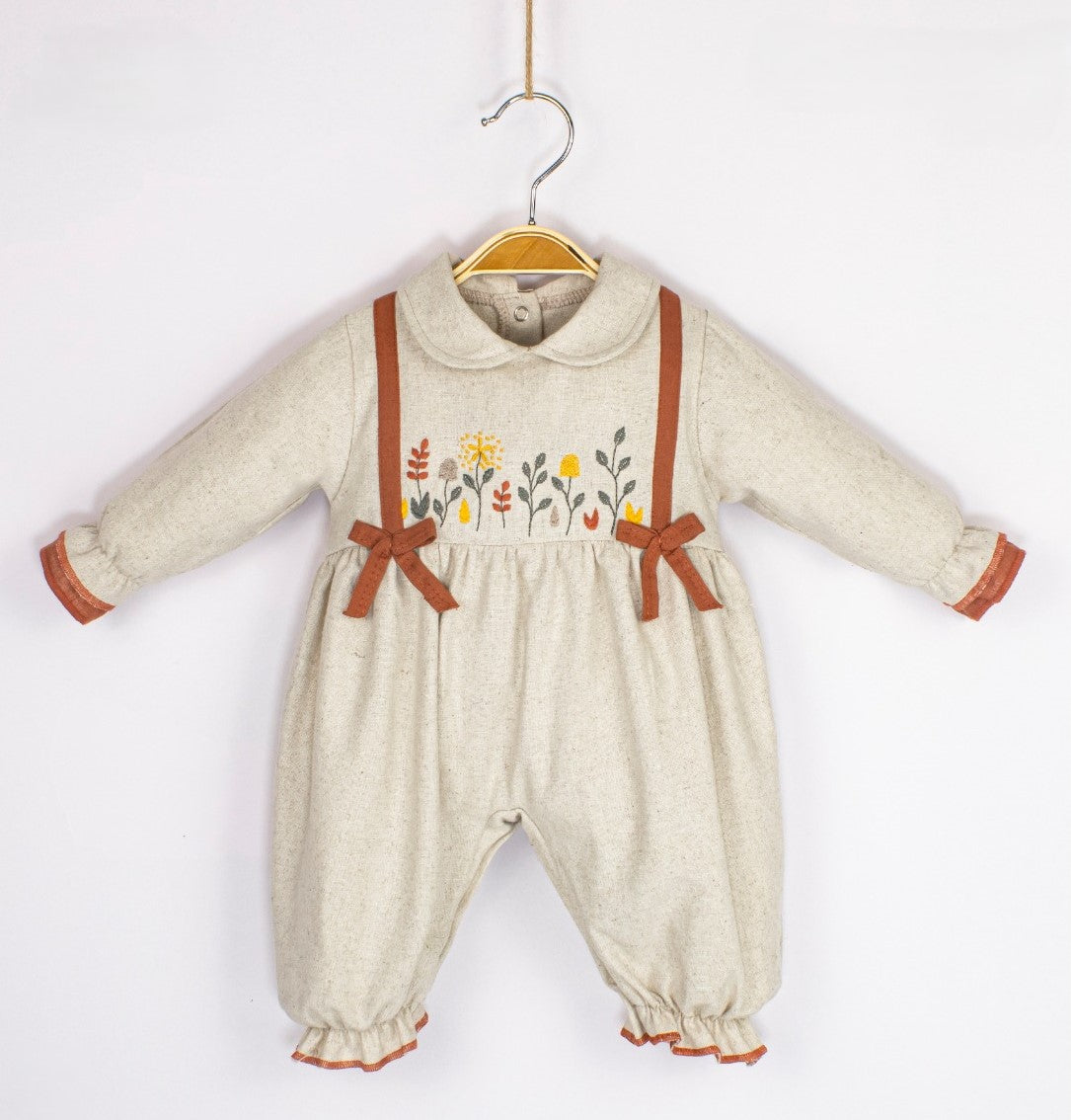 Barboteuse chic pour fille avec broderie