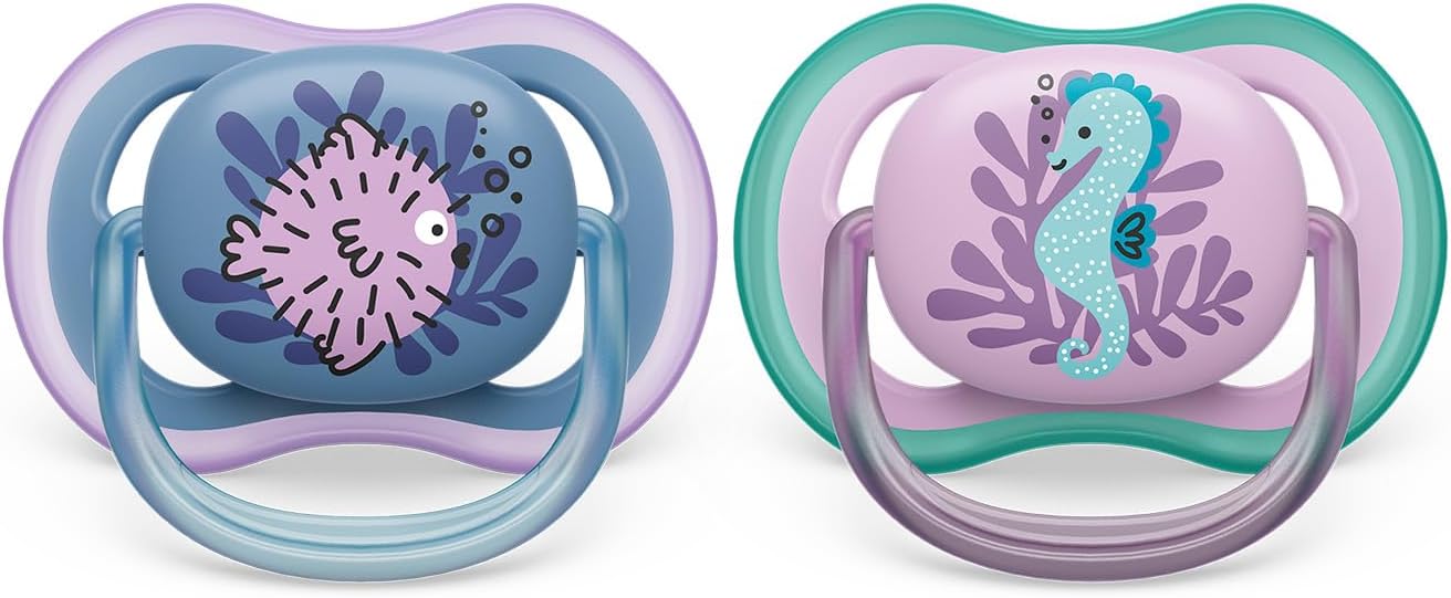 Philips Avent Sucette Ultra Air - 2 sucettes bébé légères et aérées pour bébés âgés de 6 à 18 mois, sans BPA et avec étui de transport stérilisateur (modèle SCF085/61)