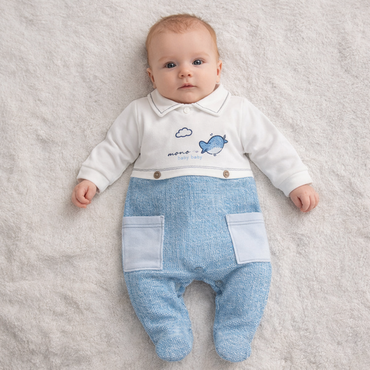 Grenouillère chic pour garçon avec broderie d'avion