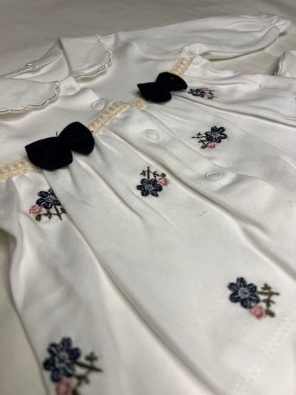 Ensemble de naissance de 5 pièces pour fille brodé - pack de naissance